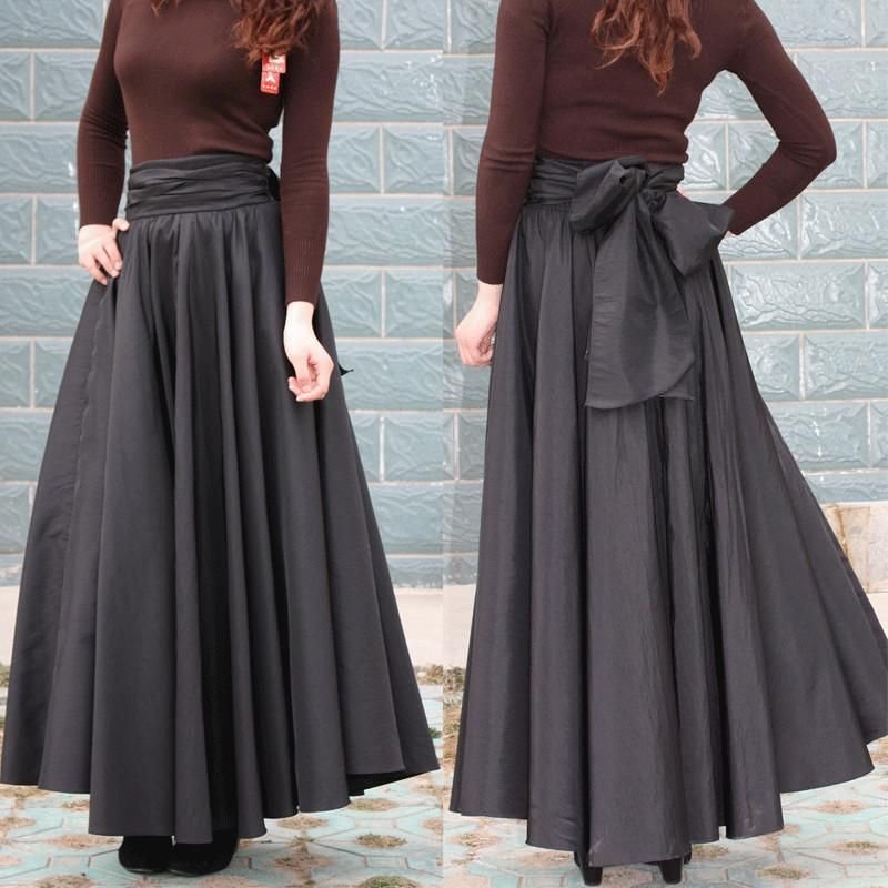 black maxi skirt